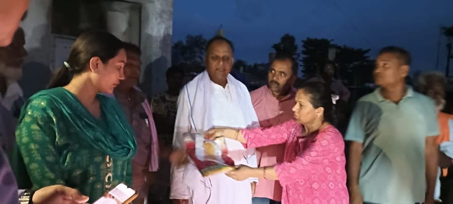 सामुदायिक राहत वितरण
